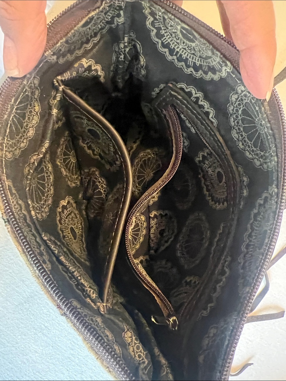 AMERICAN WEST Fringed Horses Handbag - Picture 7 of 8